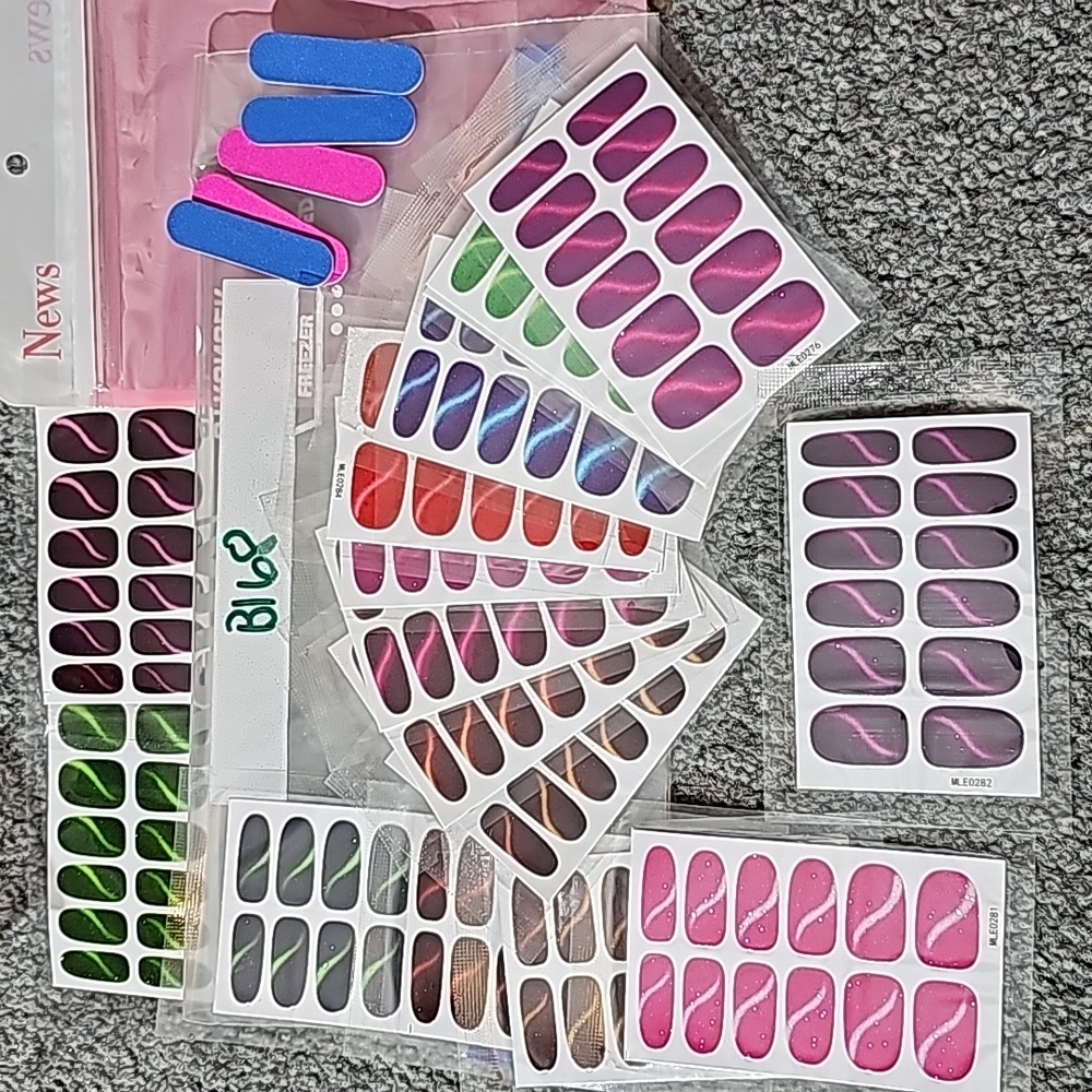 NAILS BY NEWS ASSORTMENT